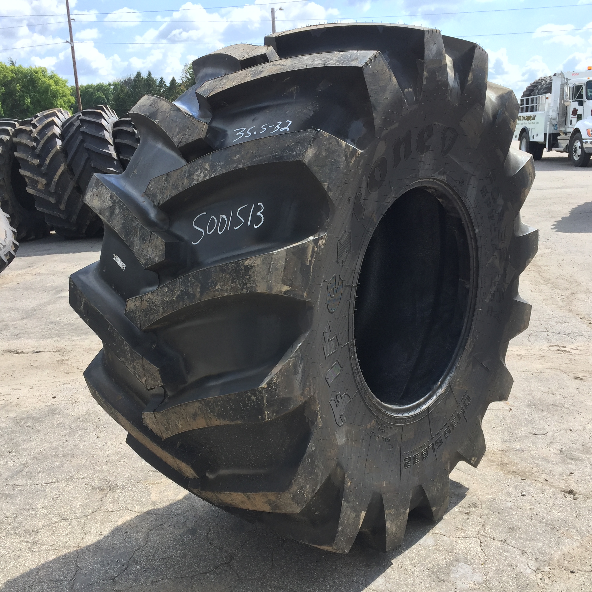 35.5/LB32 Firestone Forestry Special Severe Service DH LS-2 Tire S001513