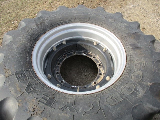 28''-30'' Waffle Wheel (Groups of 2 bolts) Rim Center WT004274CTR