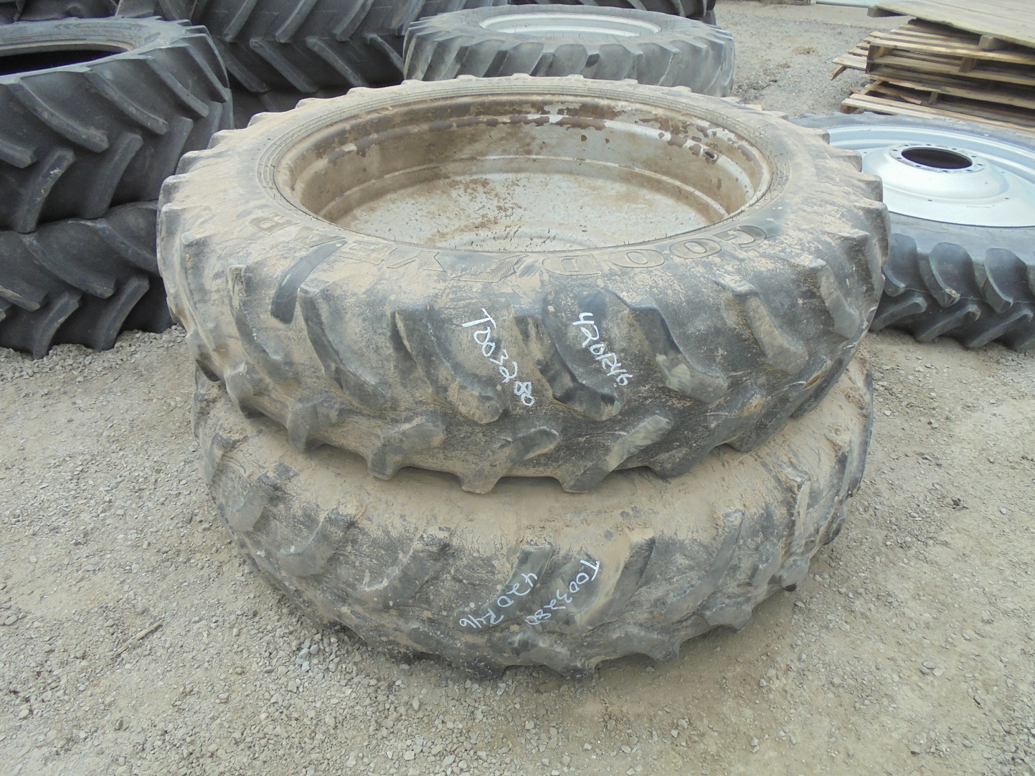 420/80R46 Goodyear Farm UltraTorque Radial R-1 Tire RT003280