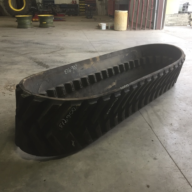 24'' Camoplast 6500 General Ag Track for John Deere 9RX 006913