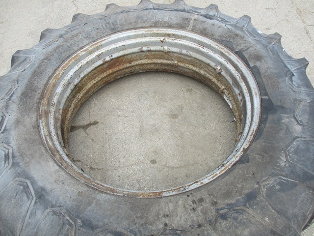 38''D x 12''W Double Bevel 38" Cast Wheel WT004581-Z