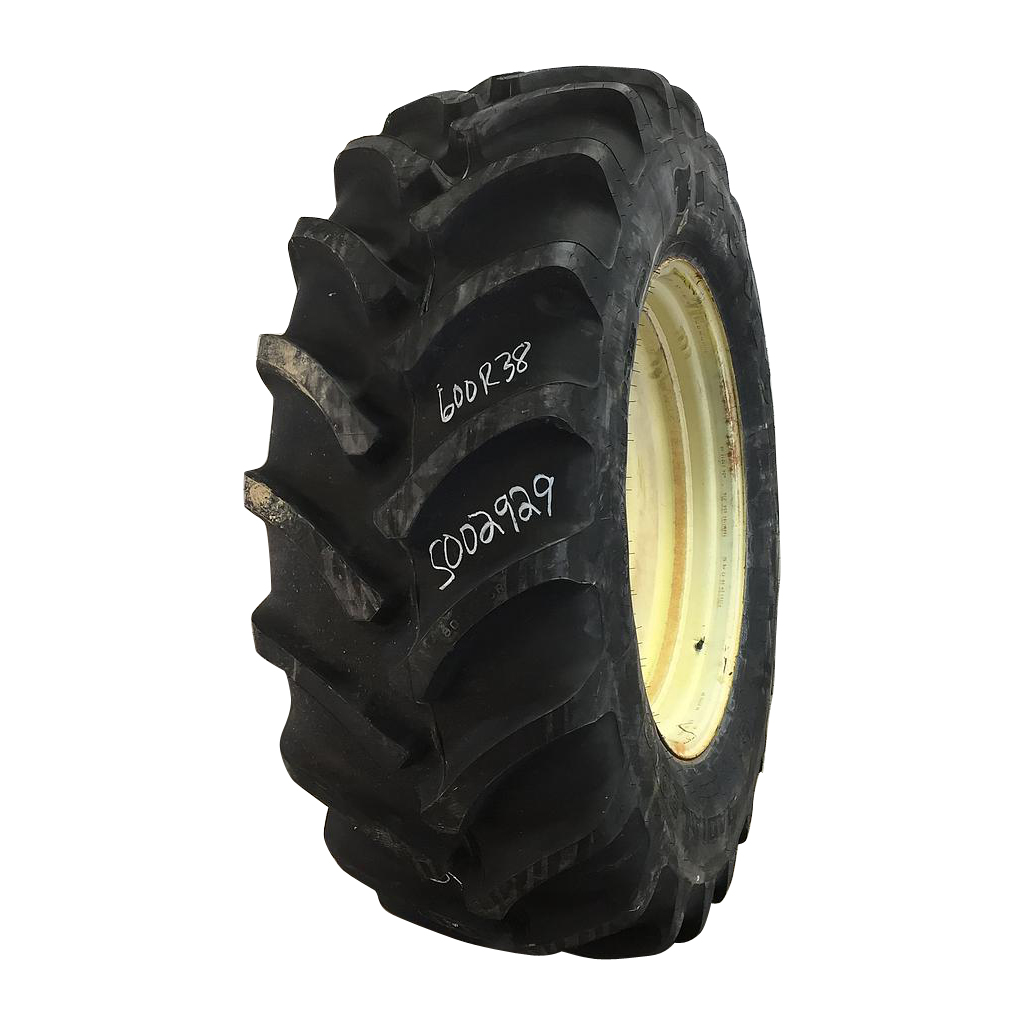600/65R38 Firestone Radial 9000 R-1W Tire RS002929