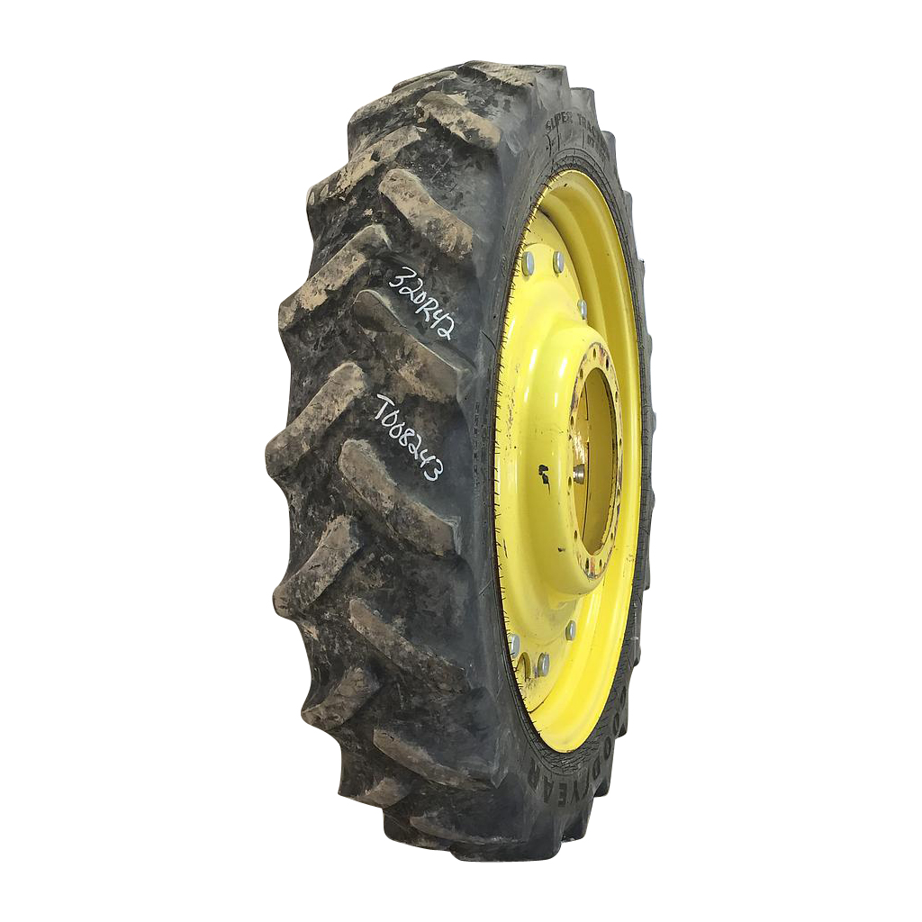 320/80R42 Goodyear Farm DT800 Super Traction R-1W Tire RT008243