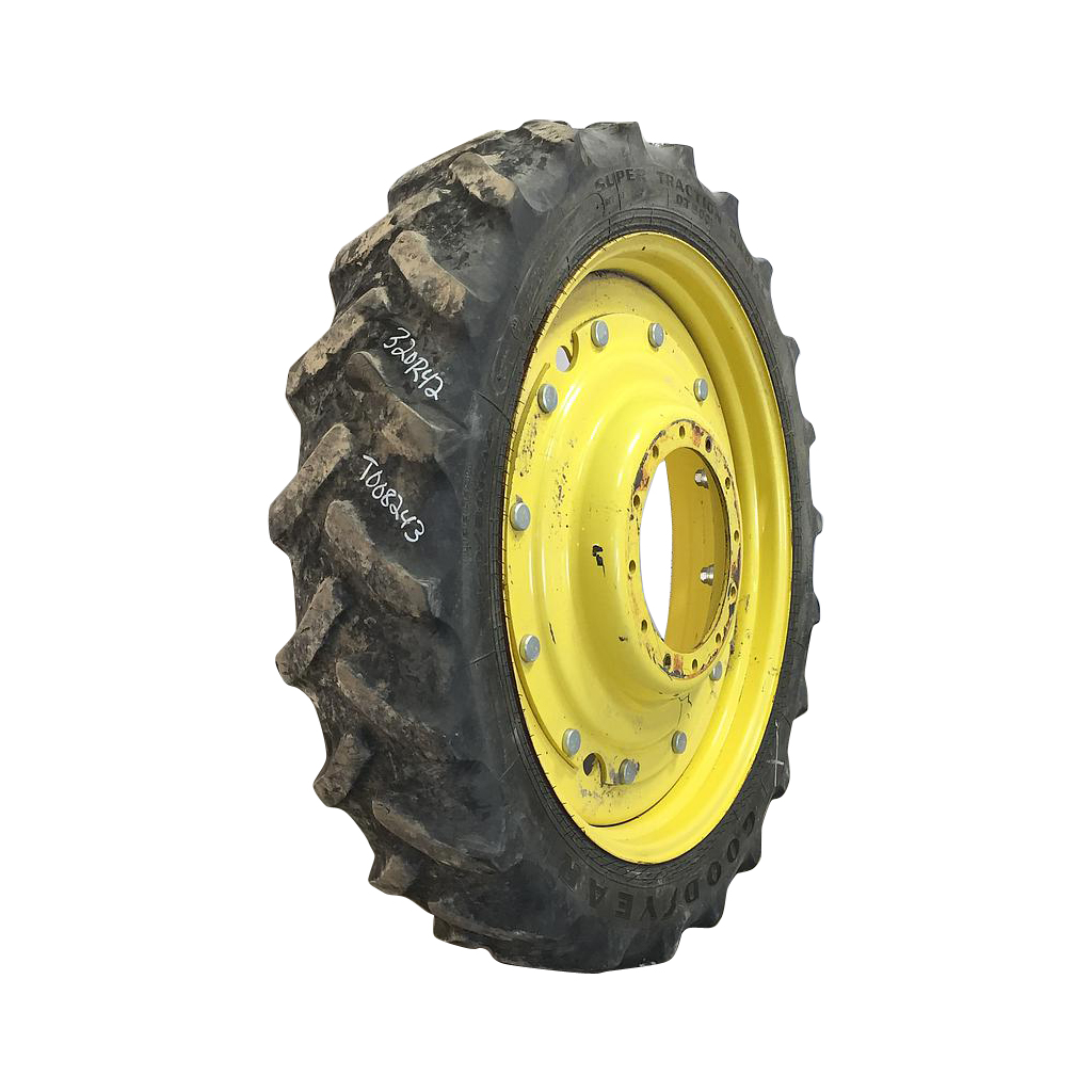320/80R42 Goodyear Farm DT800 Super Traction R-1W Stub Disc Tire-Wheel Assembly T008243