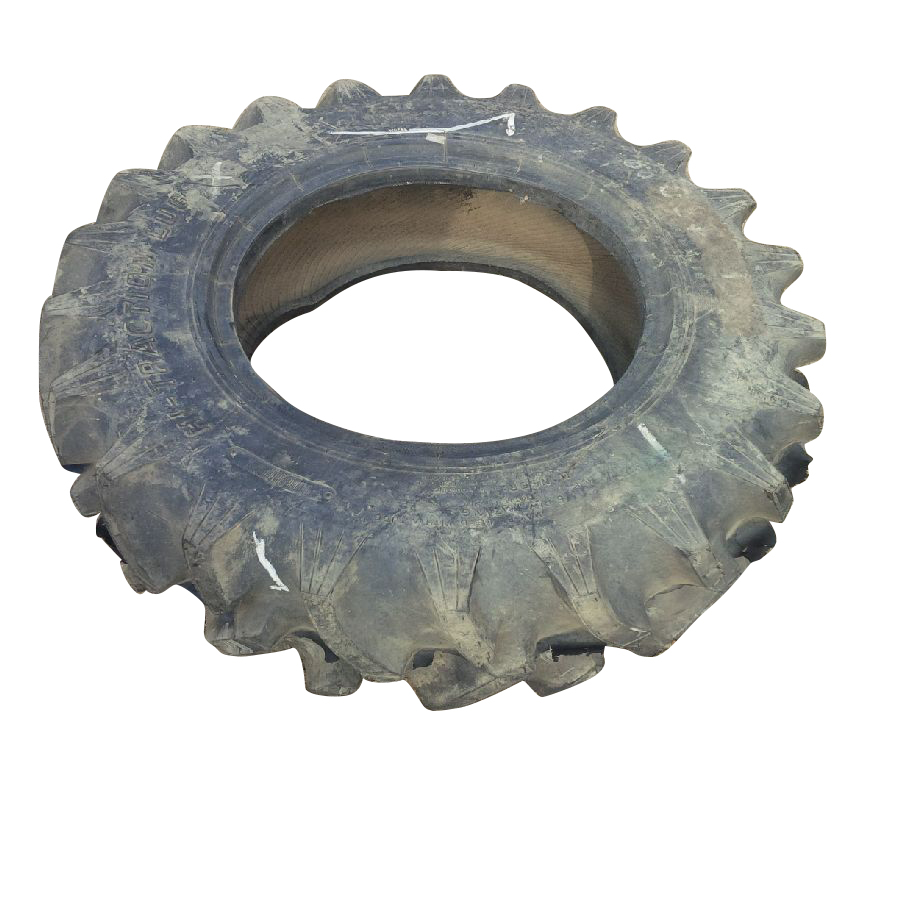 7/-14 Titan Farm Hi Traction Lug R-1 Tire 001851-Z
