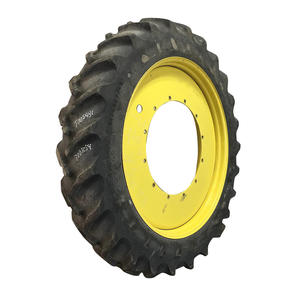 380/90R54 Goodyear Farm DT800 Super Traction R-1W Tire-Wheel Assembly T008431