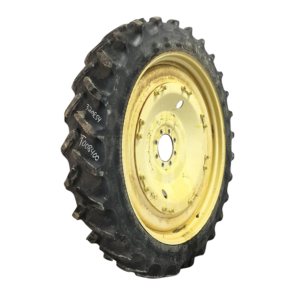 320/90R54 Goodyear Farm DT800 Super Traction R-1W Stub Disc (groups of 2 bolts) Tire-Wheel Assembly T008400