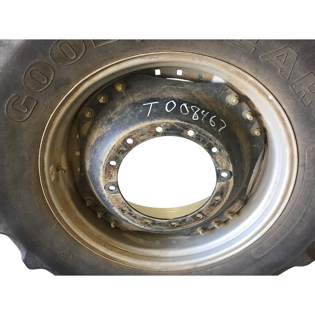 34'' Waffle Wheel (Groups of 3 bolts) Rim Center T008467CTR