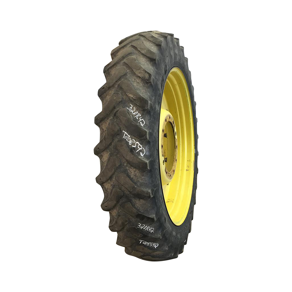320/90R42 Firestone Radial 9000 R-1W Tire RT008592
