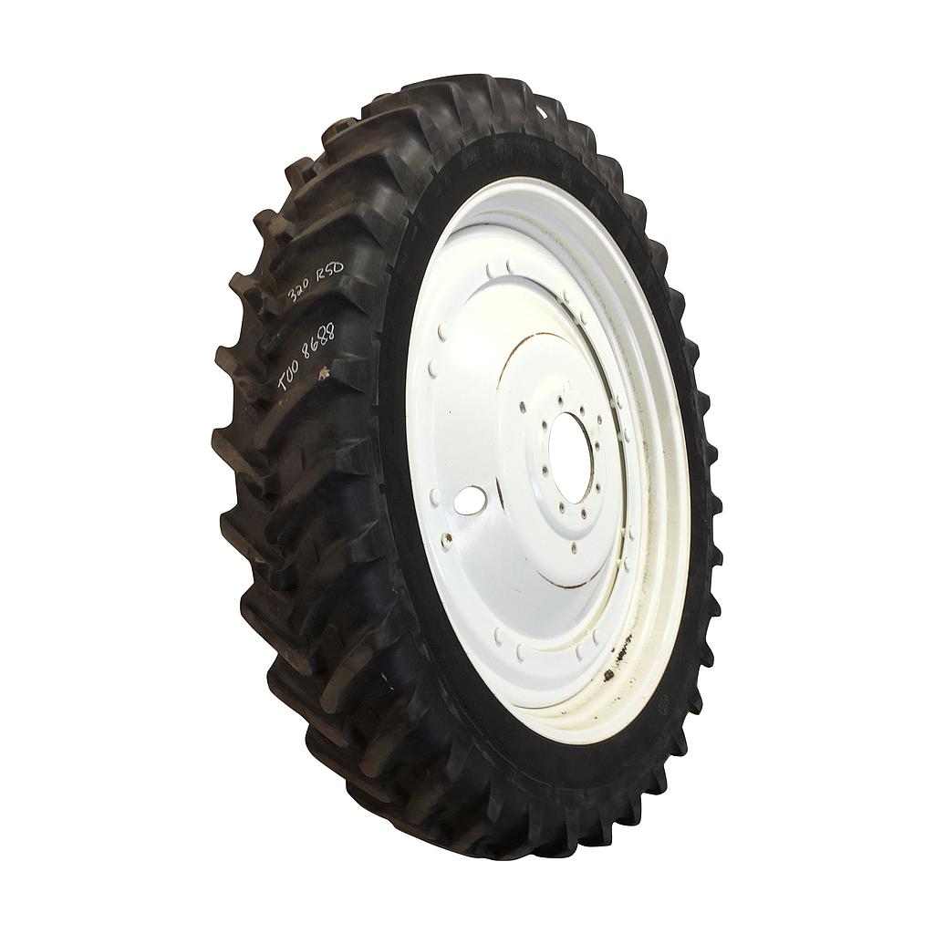320/90R50 Michelin AgriBib Row Crop R-1W Stub Disc (groups of 2 bolts) Tire-Wheel Assembly T008688