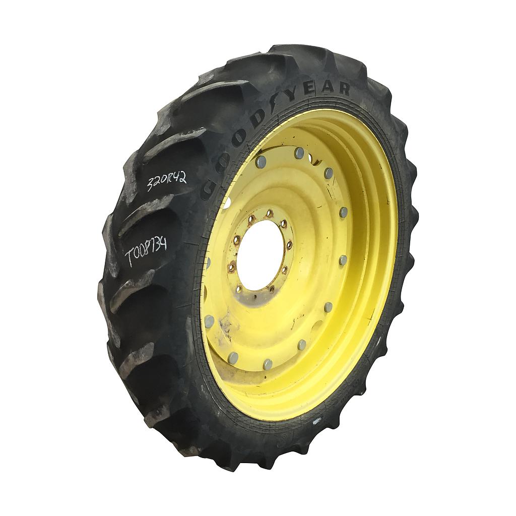320/80R42 Goodyear Farm DT800 Super Traction R-1W Stub Disc Tire-Wheel Assembly T008734