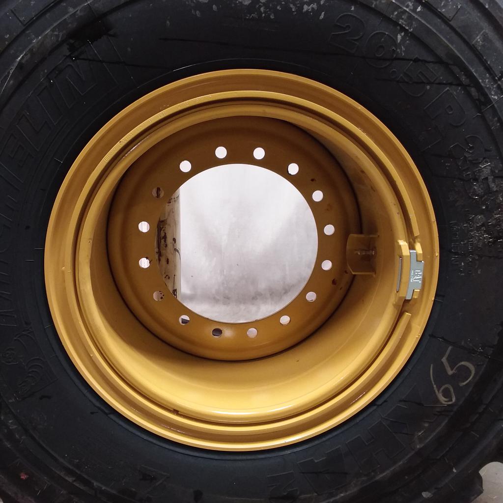 25''D x 17''W OTR Wheel/3-piece Wheel WT008804