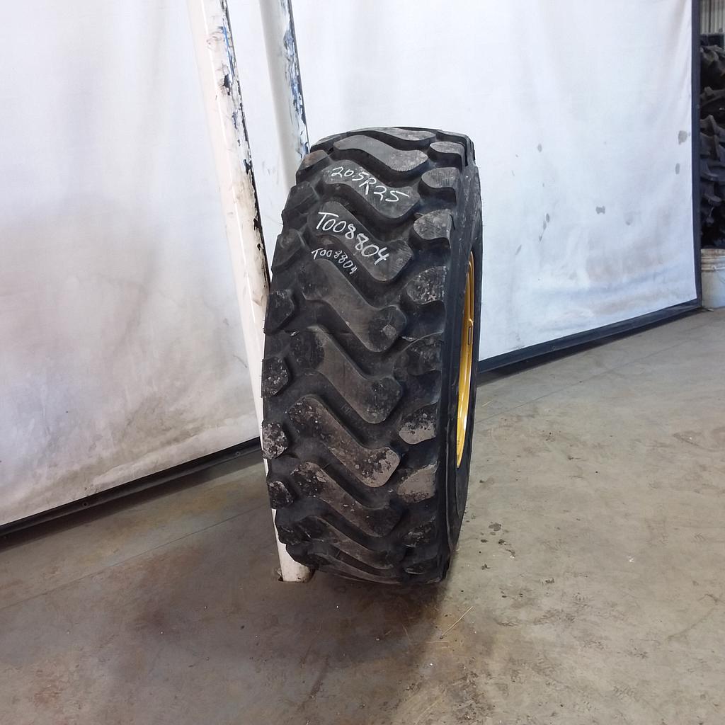 20.5/R25 Michelin XHA2 L-3 Tire RT008804