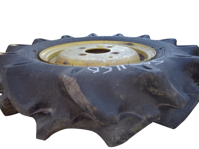 5.00/-12 Bridgestone Farm Service Lug-M R-1 Tire RS001150