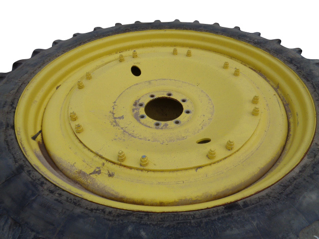 38''-54'' Stub Disc (groups of 2 bolts) Rim Center WT003920CTR-Z