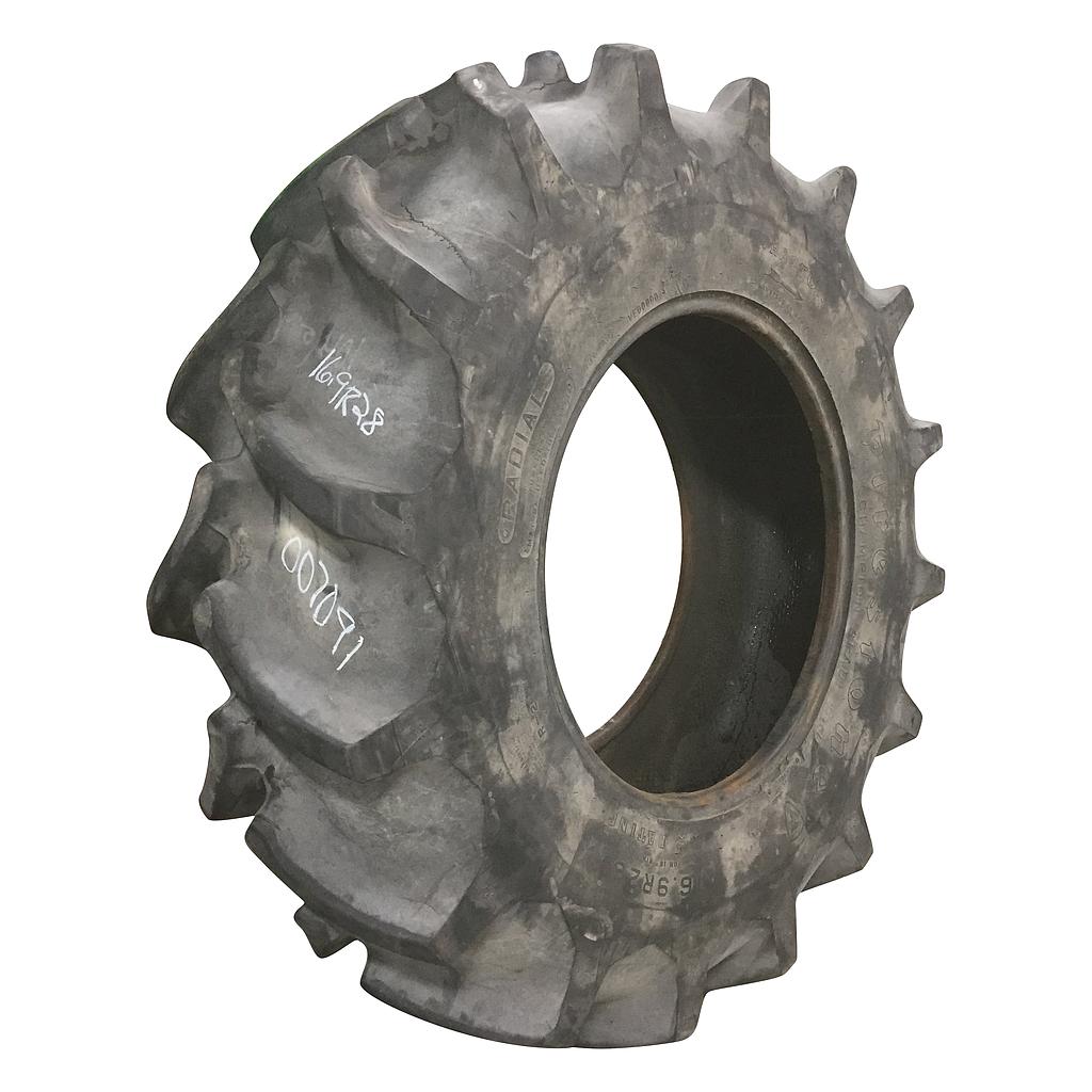16.9/R28 Firestone Radial Champion Spade Grip R-2 Tire 007091