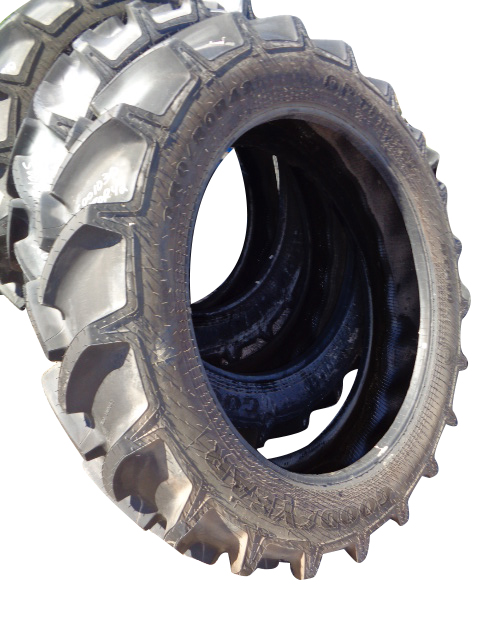 380/80R42 Goodyear Farm DT800 Optitrac R-1W Tire S001030