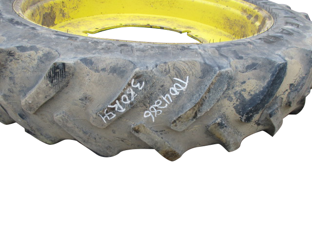 380/90R54 Goodyear Farm DT800 Super Traction R-1W Tire RT004286