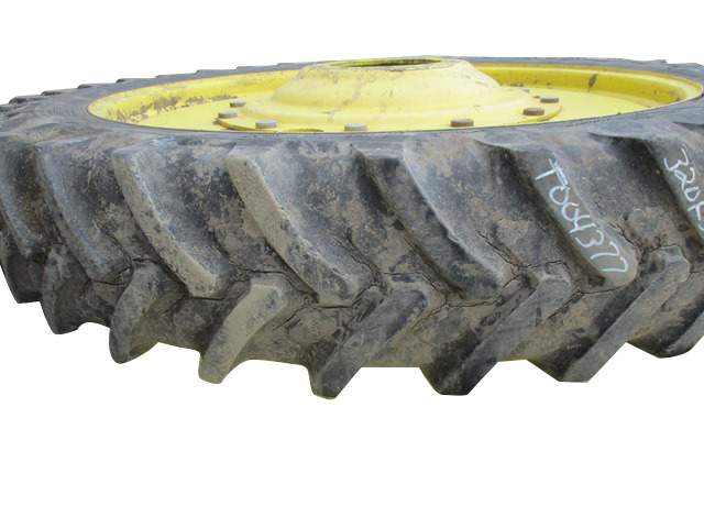 320/90R54 Michelin AgriBib Row Crop R-1W Tire RT004377