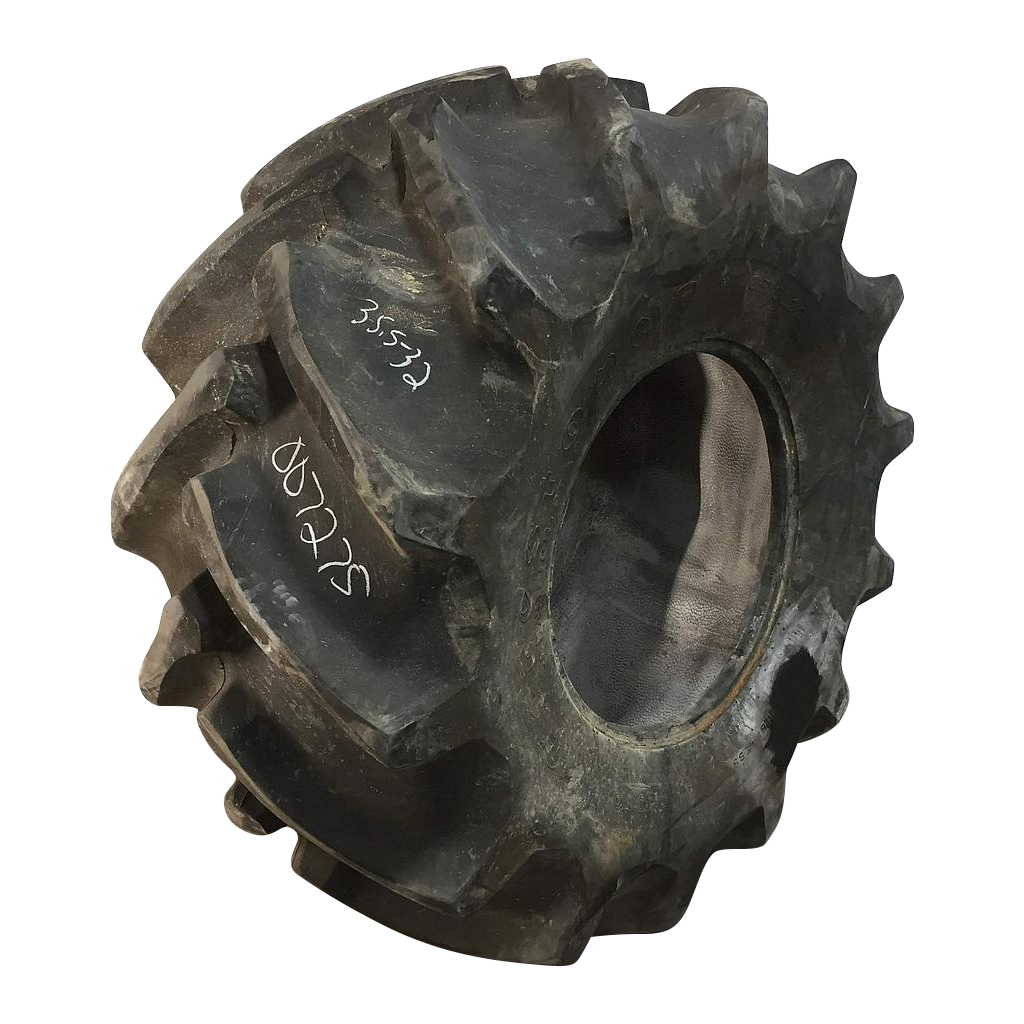 35.5/L-32 Firestone Champion Spade Grip R-2 Tire 007275