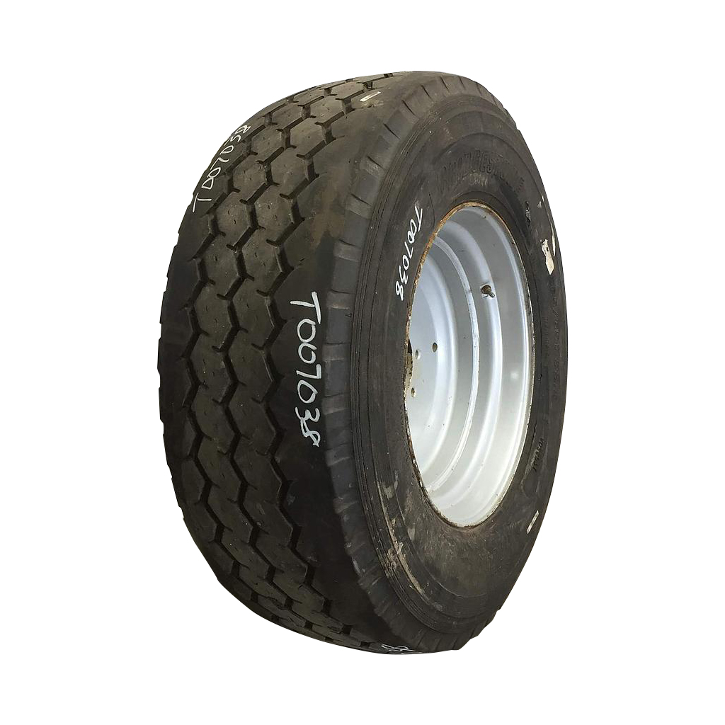 385/65R22.5 Bridgestone M844 Commercial Tire RT007038