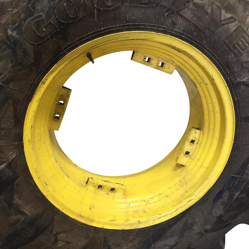 30''D x 15''W Rim with Clamp/U-Clamp (groups of 2 bolts) Wheel WS002294