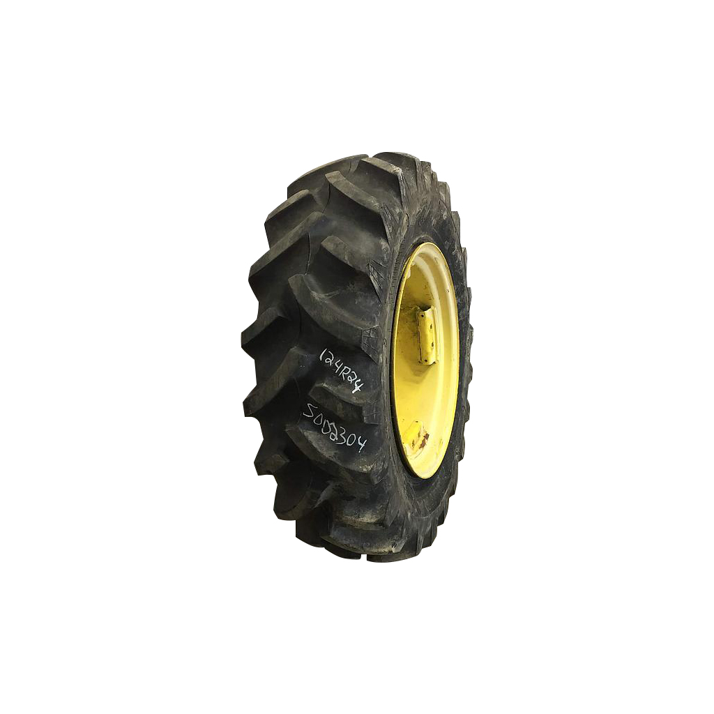 12.4/R24 Goodyear Farm Ultra Grip Radial R-1 Tire RS002304
