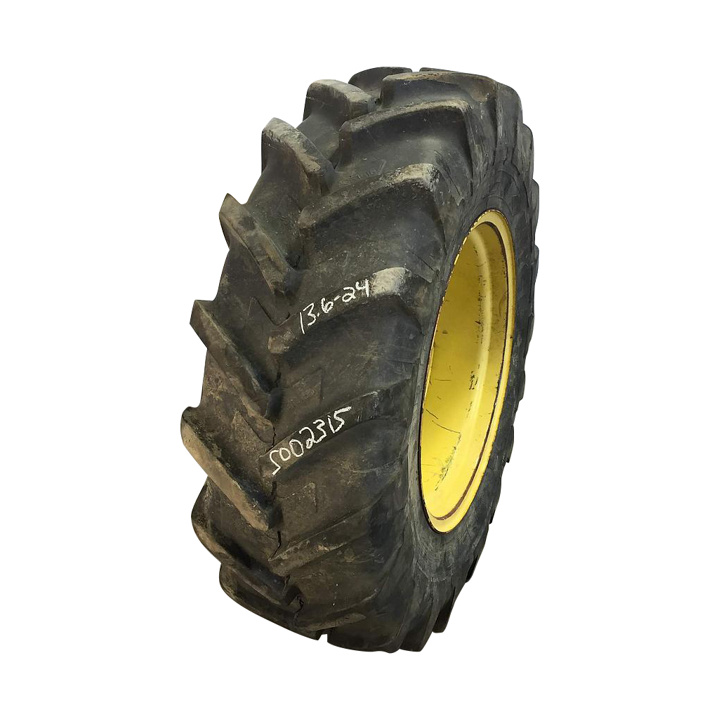 13.6/R24 Michelin AgriBib R-1W Tire RS002315