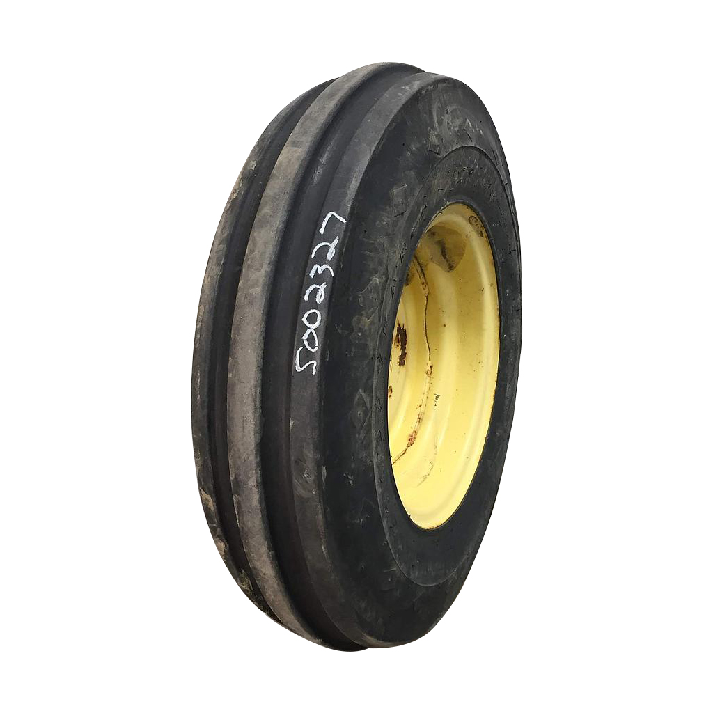 7.50/-16 Firestone Champion Guide Grip 3-Rib F-2 Tire RS002327