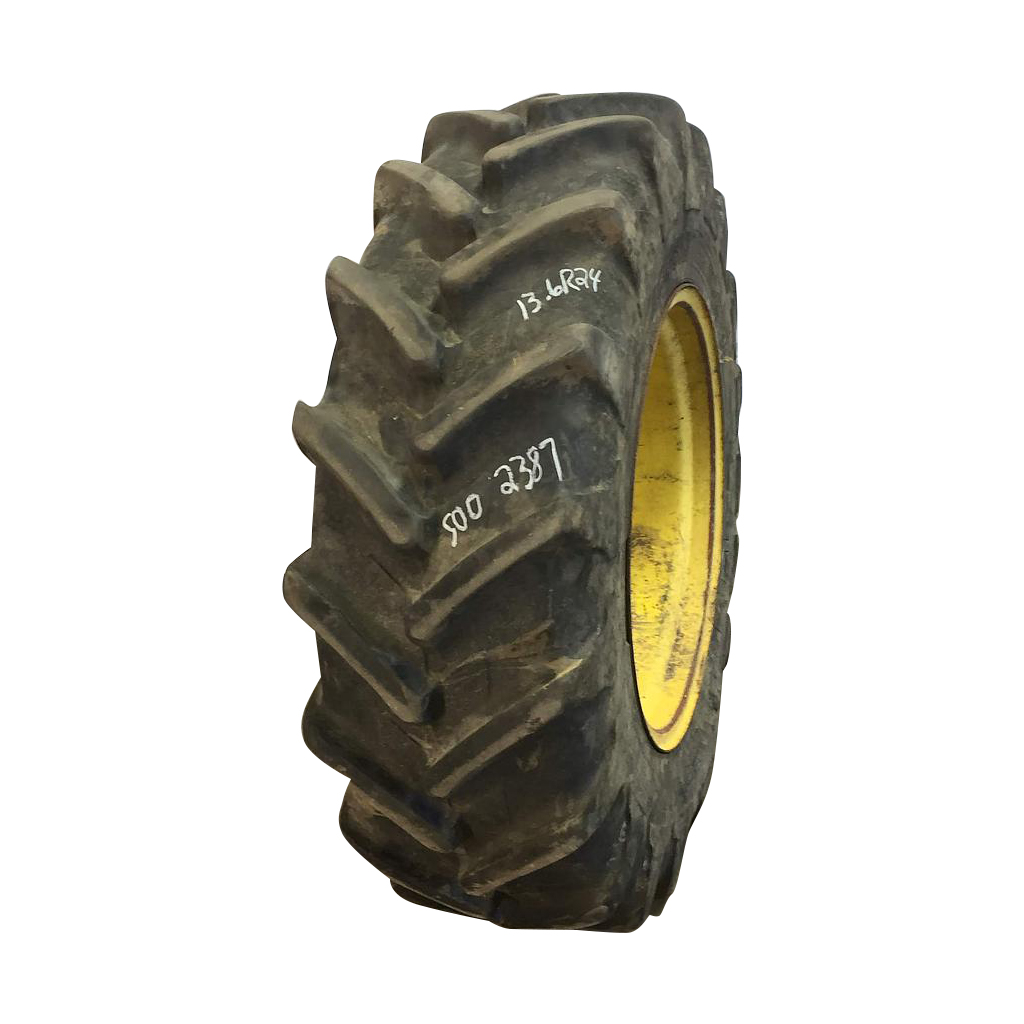 13.6/R24 Michelin AgriBib R-1W Tire RS002387