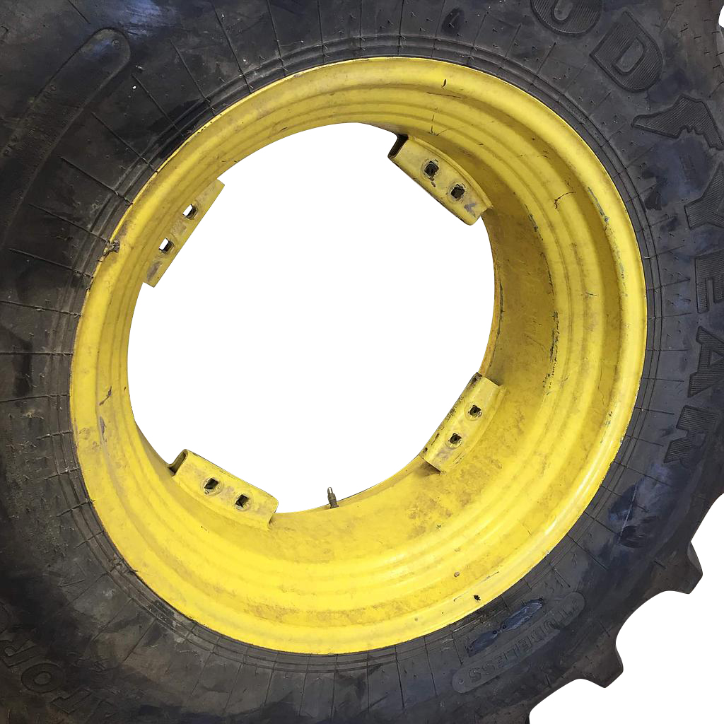 30''D x 15''W Rim with Clamp/U-Clamp (groups of 2 bolts) Wheel WS002395